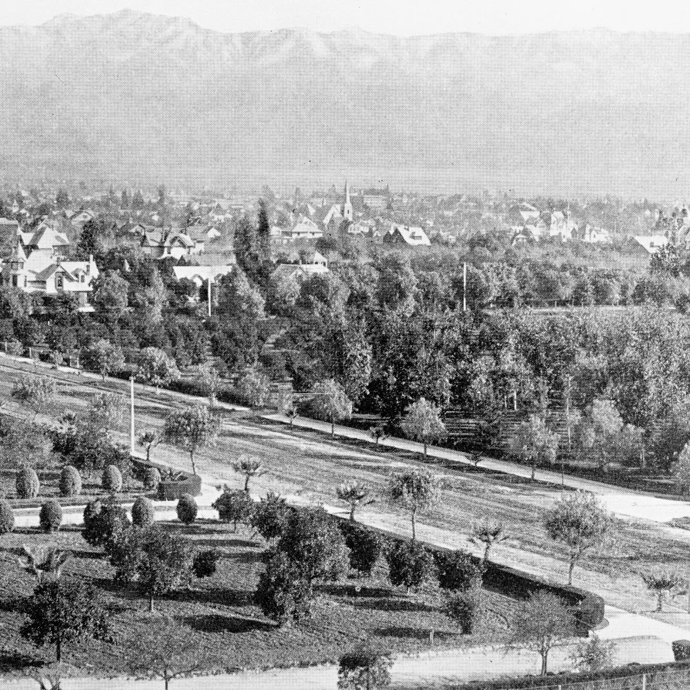 Old Photo of Pasadena